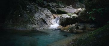 10 Hidden Hot Springs for Relaxation & Adventure in 2025